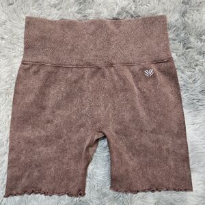 Forever 21 Cocoa Bike Shorts With Lettuce Hem Medium